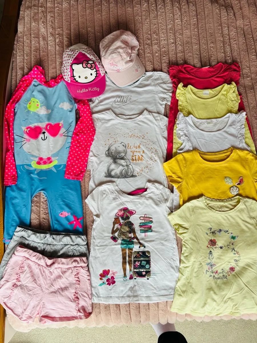 Girls bundle clothes 4-6 yrs - Image 3