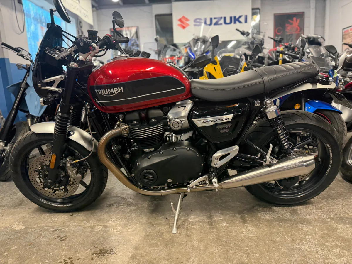 2019 Triumph Speed Twin 1200 - Image 4