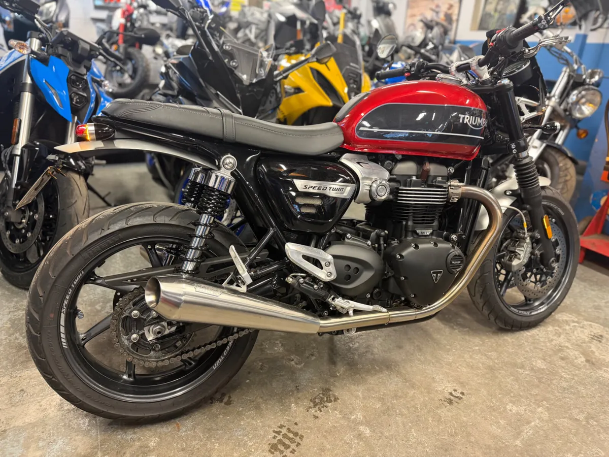 2019 Triumph Speed Twin 1200 - Image 3