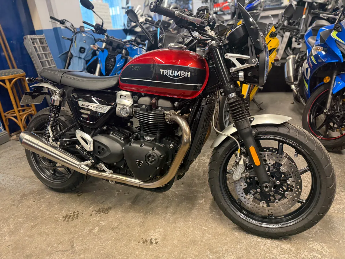 2019 Triumph Speed Twin 1200 - Image 2