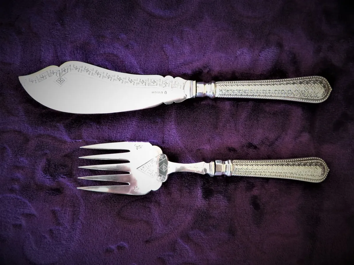 Antique Silver-Plated Fish Servers - Image 2