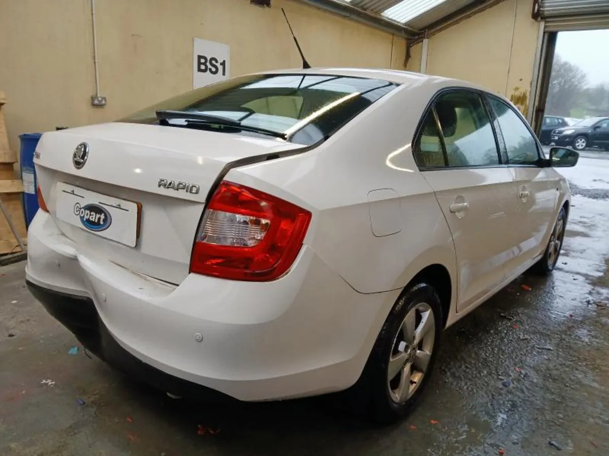 2014 Skoda Rapid 1.6TDI BREAKING / PARTS - Image 3