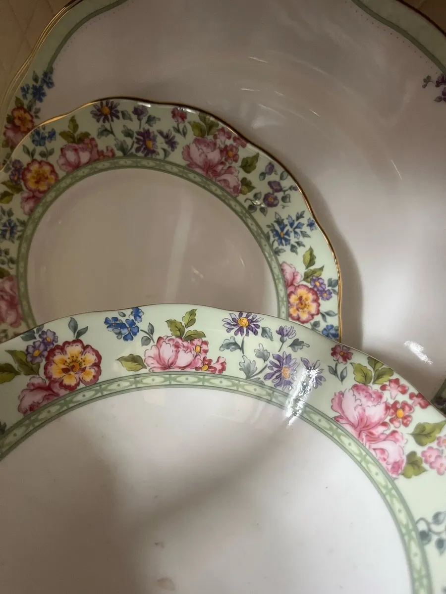 Royal Albert Harrington Bone China Dinner Set - Image 3