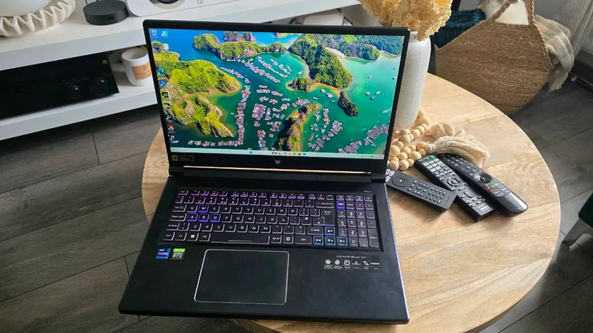 Acer Predator Helios 300 I9/32/1TB/3070 - Image 1