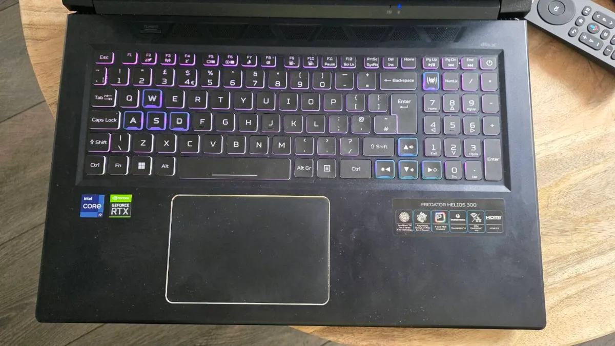 Acer Predator Helios 300 I9/32/1TB/3070 - Image 2