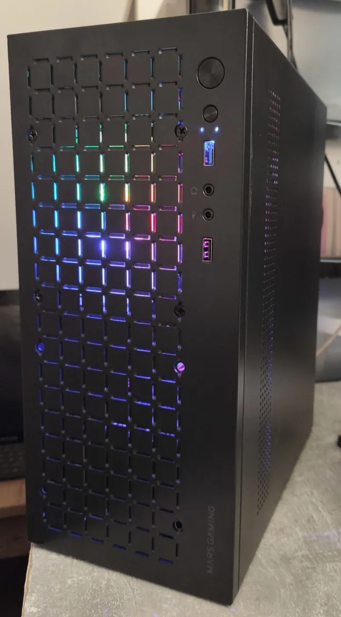 Mars gaming PC i5 Windows 11 - Image 1