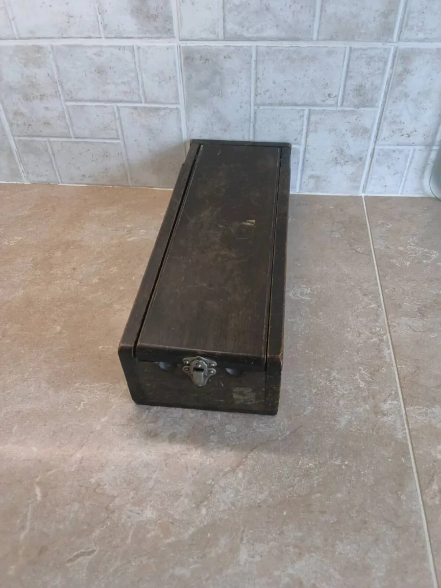ANTIQUE  BLOOD  MONITOR. - Image 3