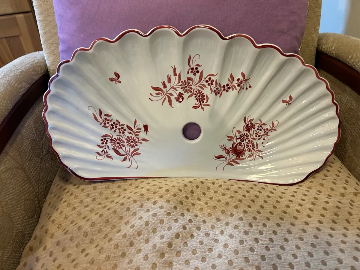 Vintage French Herbeau  Clam Sink - Image 3