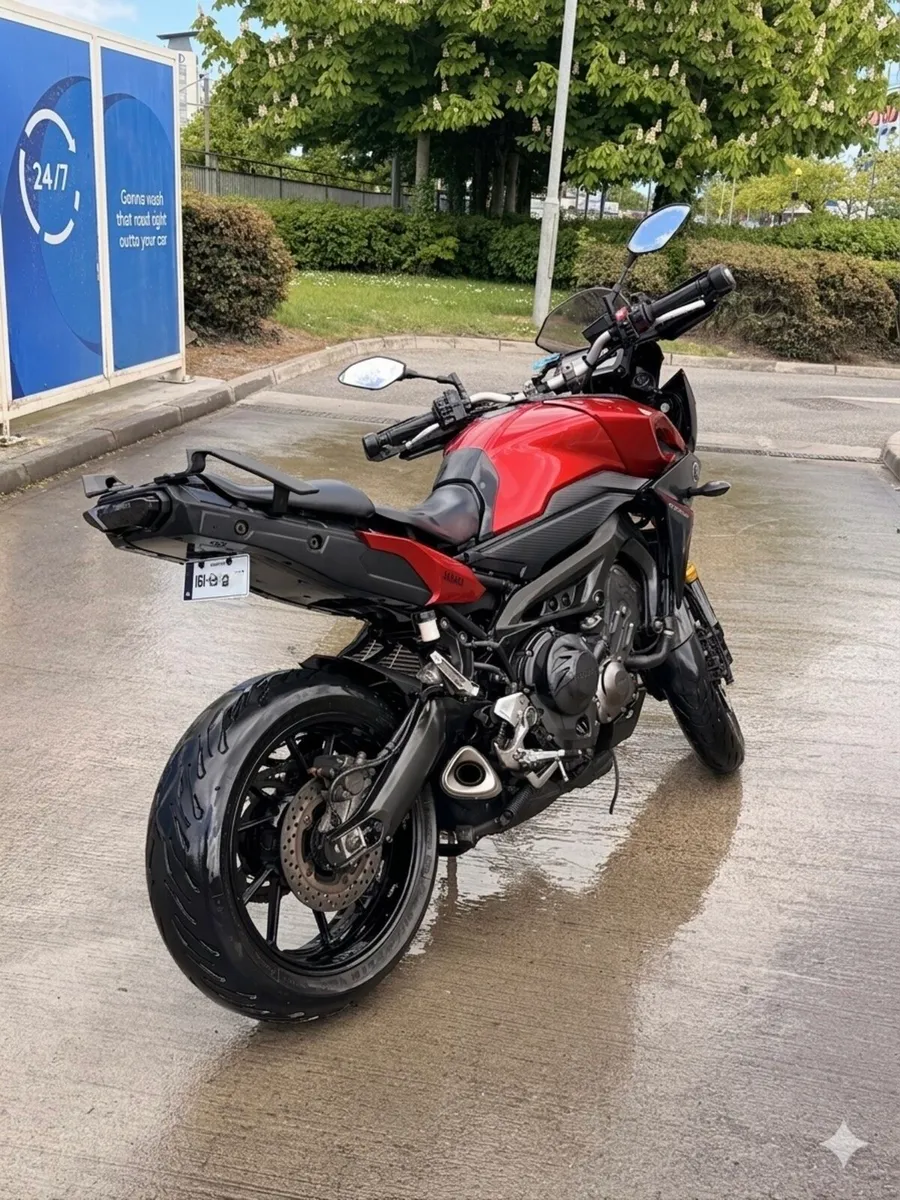 Tracer 900 - Image 3