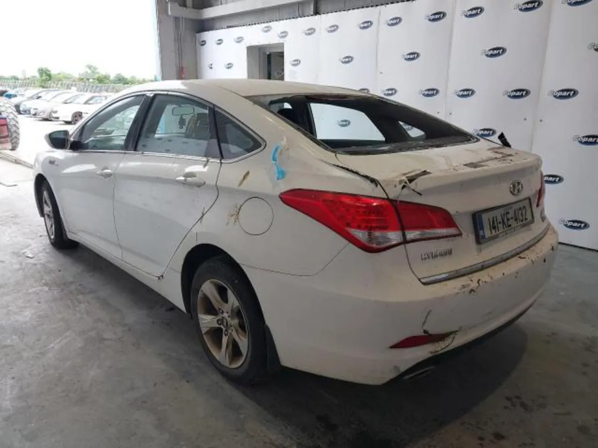 2014 Hyundai i40  BREAKING / PARTS - Image 4