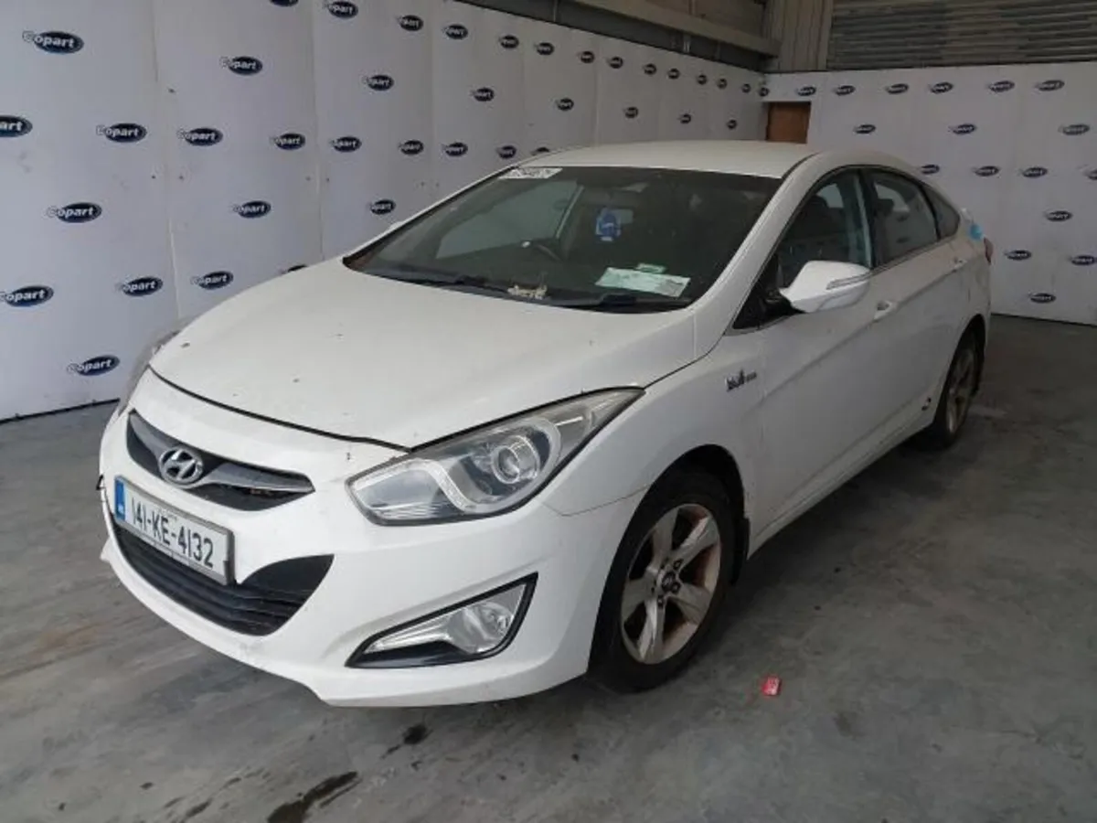 2014 Hyundai i40  BREAKING / PARTS - Image 1
