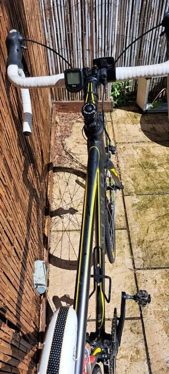 Carrera Zelos - Image 3
