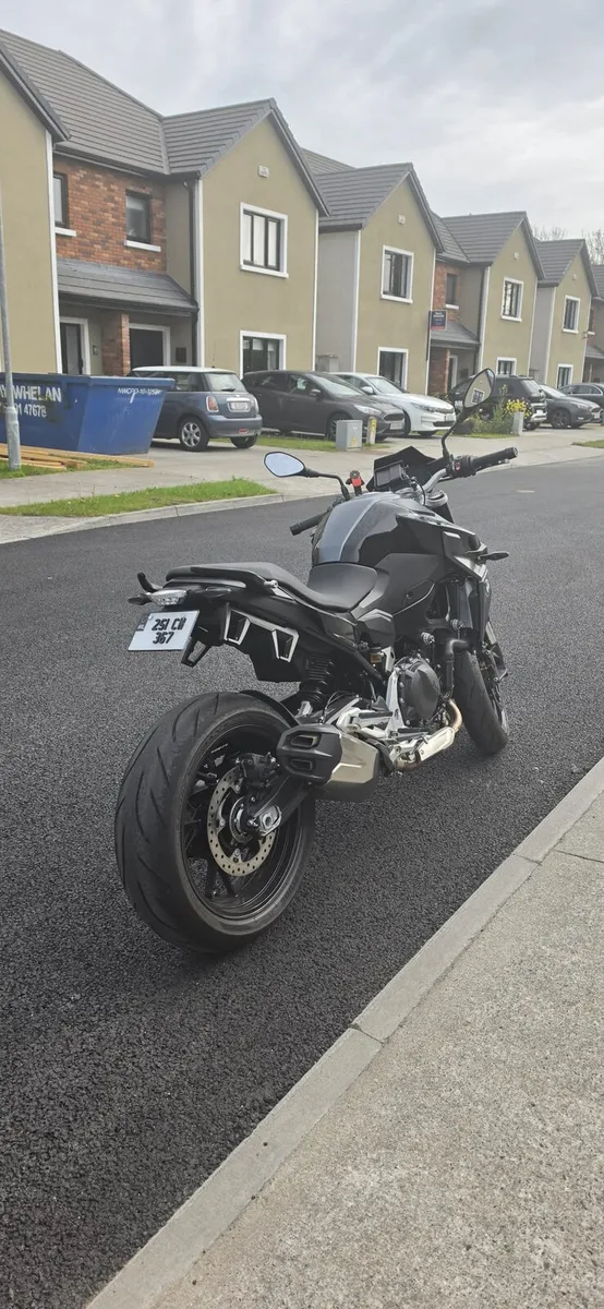 BMWF900R - Image 3