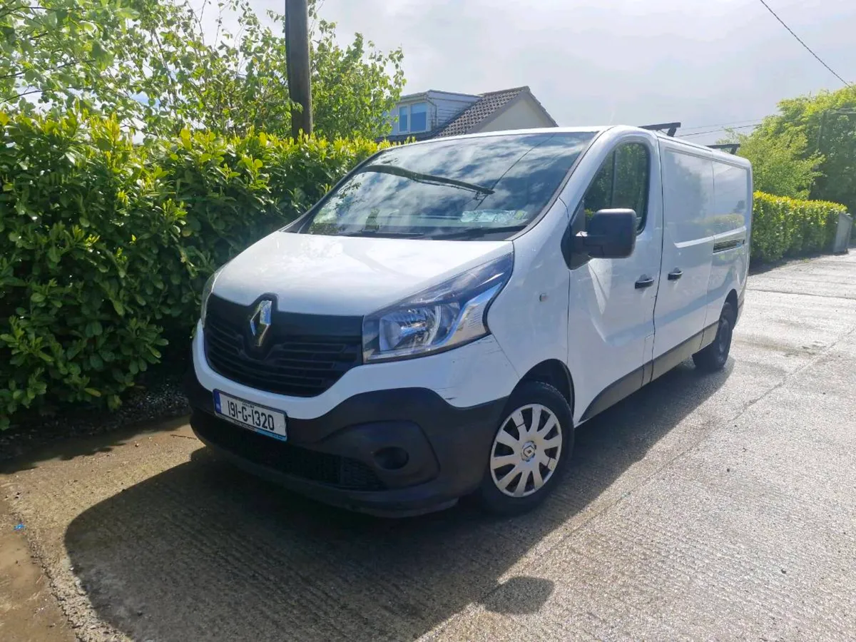 Renault Traffic - Image 3