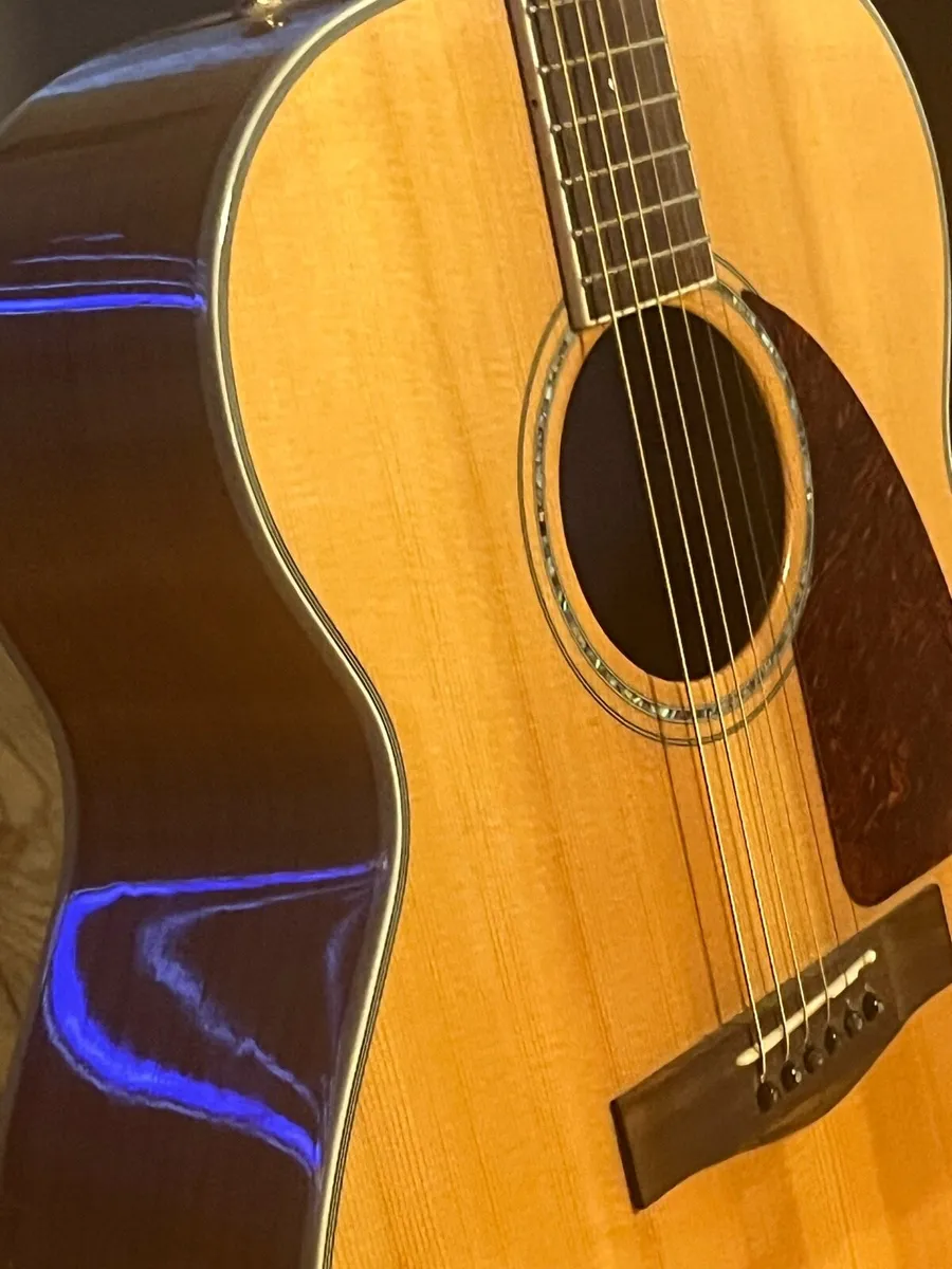 Fender Acoustic Guitar Jumbo - Image 2