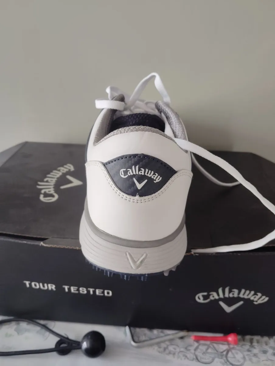 Golf shoes - Image 2