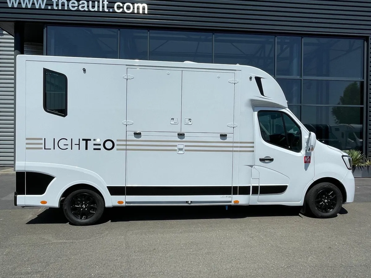 2025 THEAULT LIGHTEO - Image 4