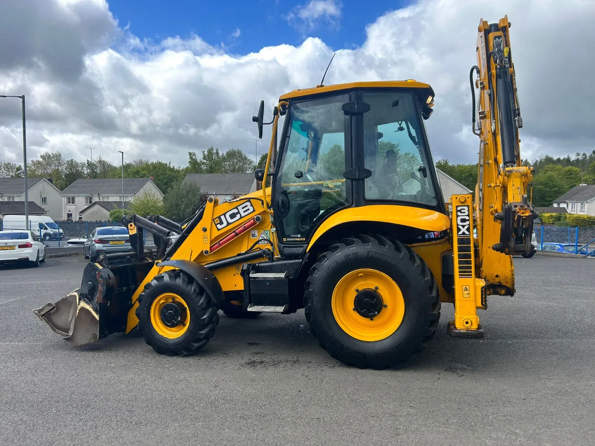2021 JCB 3CX Big Engine / Air Con - MULLANS - Image 3