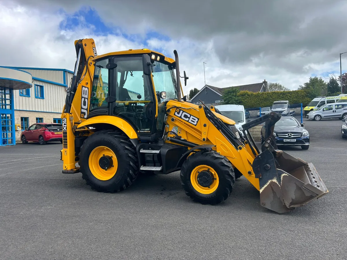 2021 JCB 3CX Big Engine / Air Con - MULLANS - Image 2