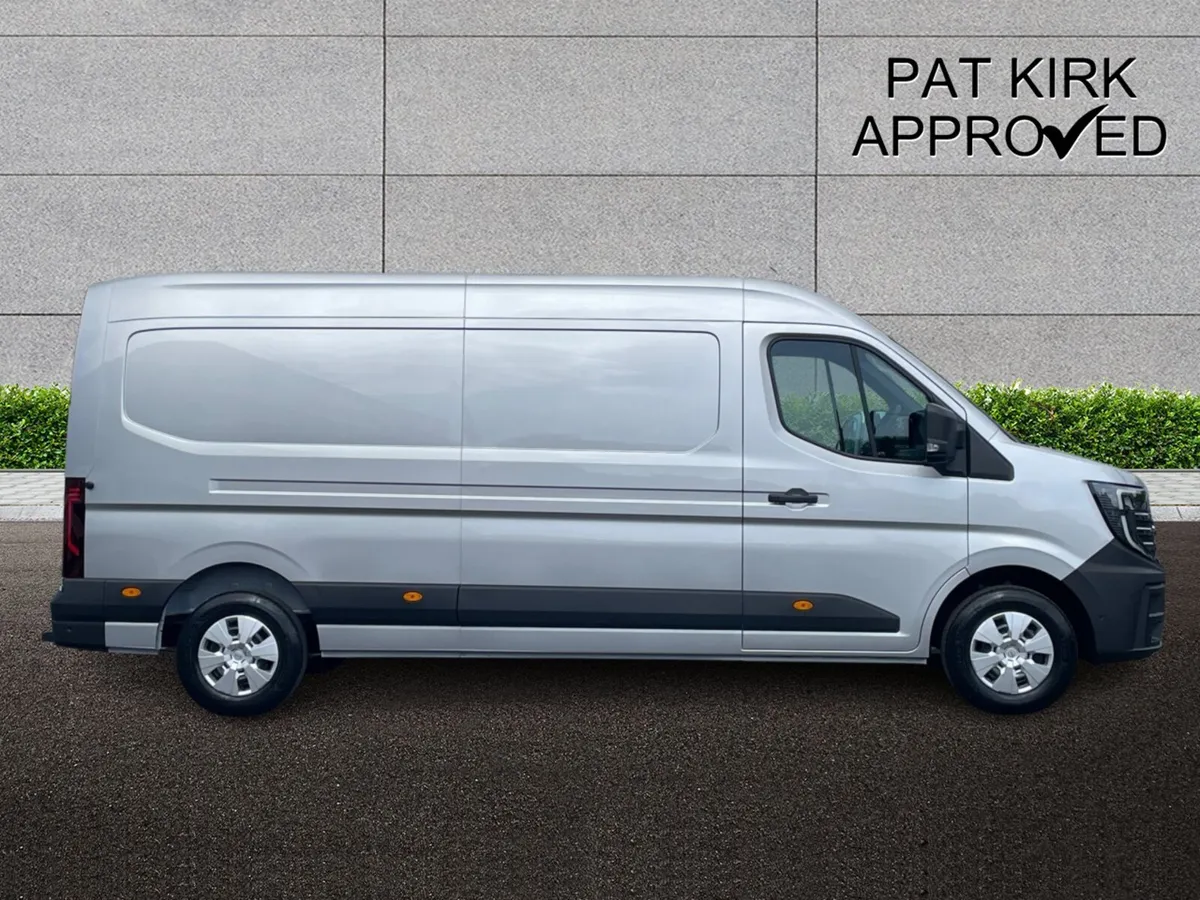 Nissan Interstar F35 L3 Diesel Tekna - Image 3