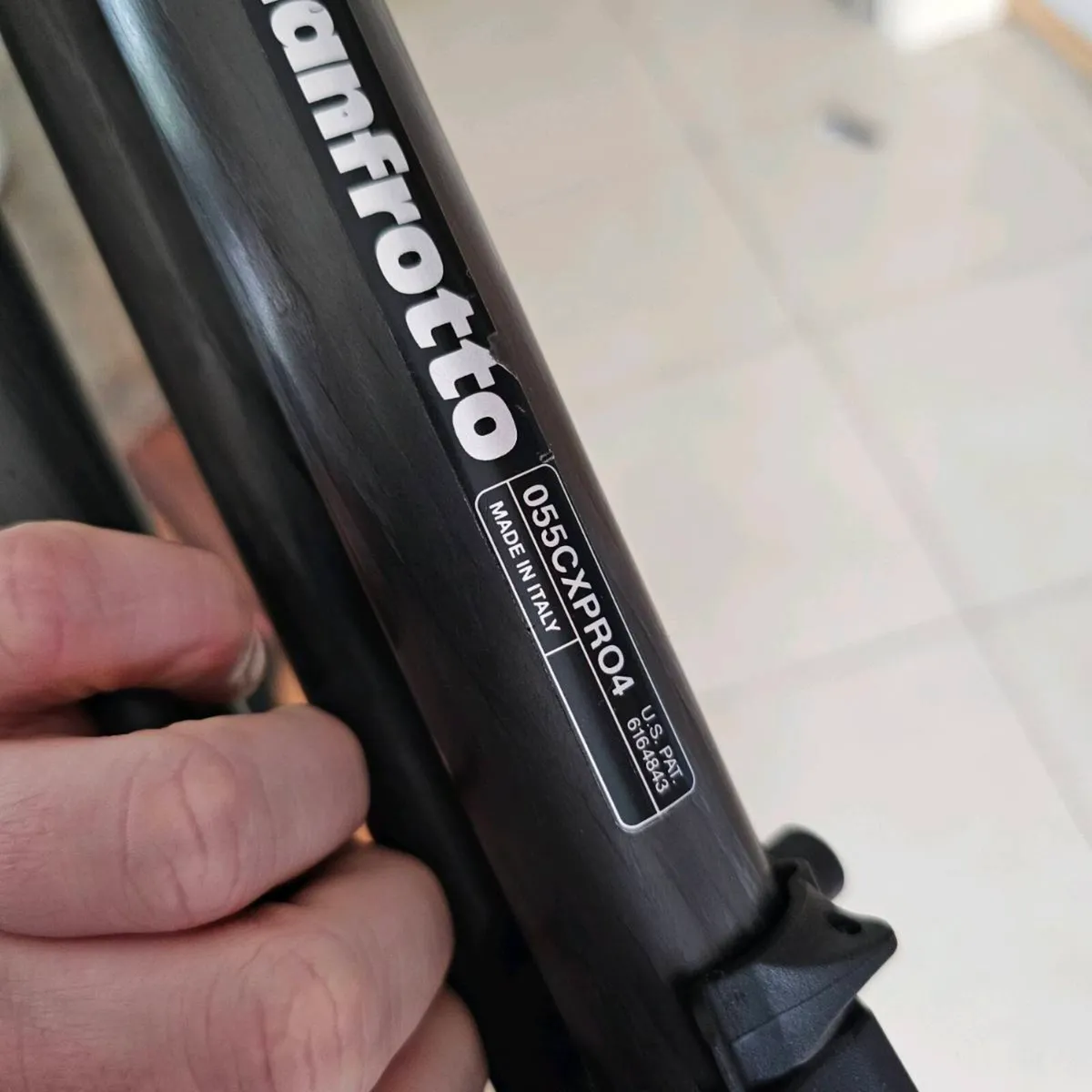 Carbon fibre tripods - Image 3