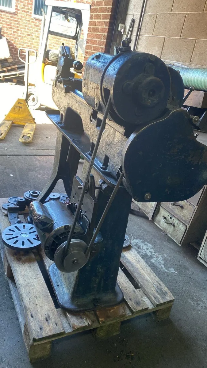 DENHAM SINGLE PHASE LATHE 11” swing tooling - Image 3