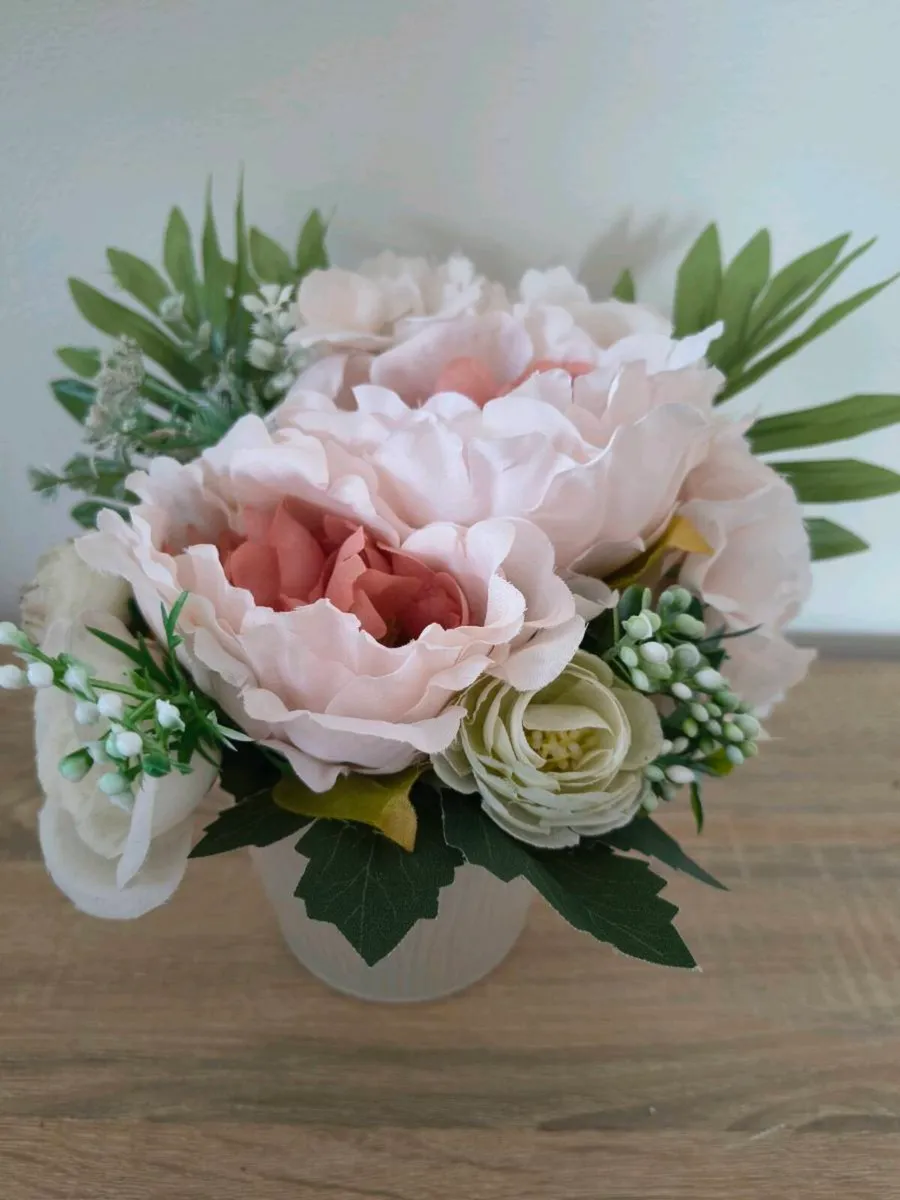 Artificial flower arrangement - Image 2