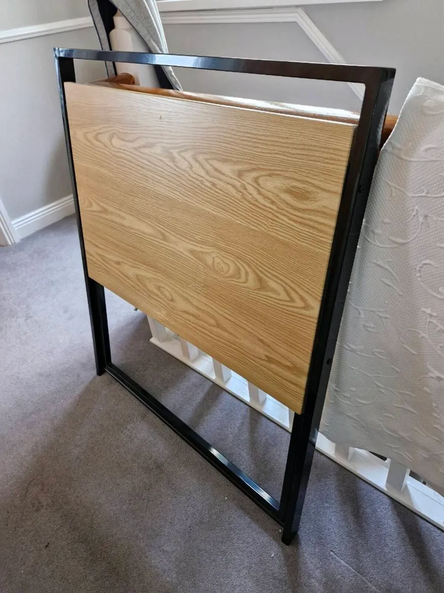 Fold up desk - Image 2