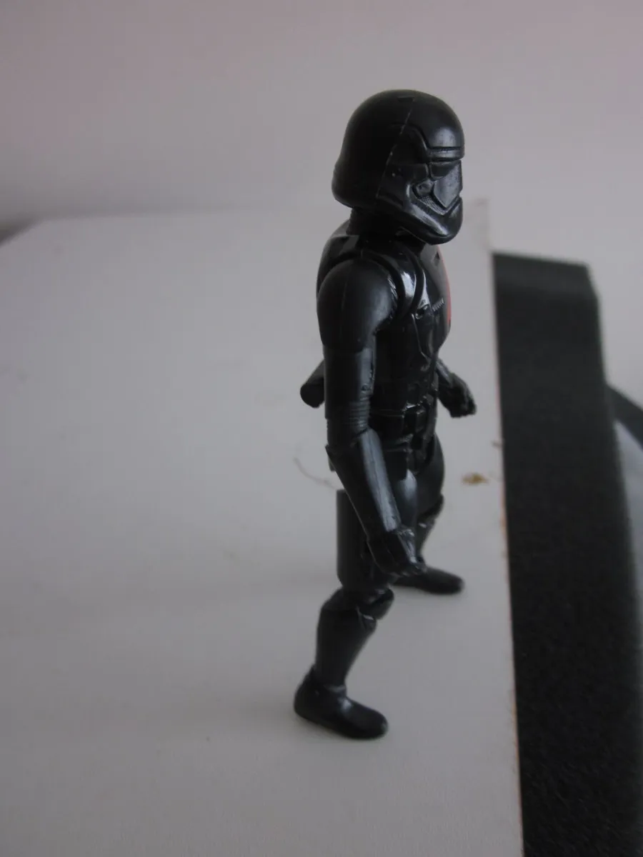 Star Wars First Order Elite Stormtrooper Figure - Image 2