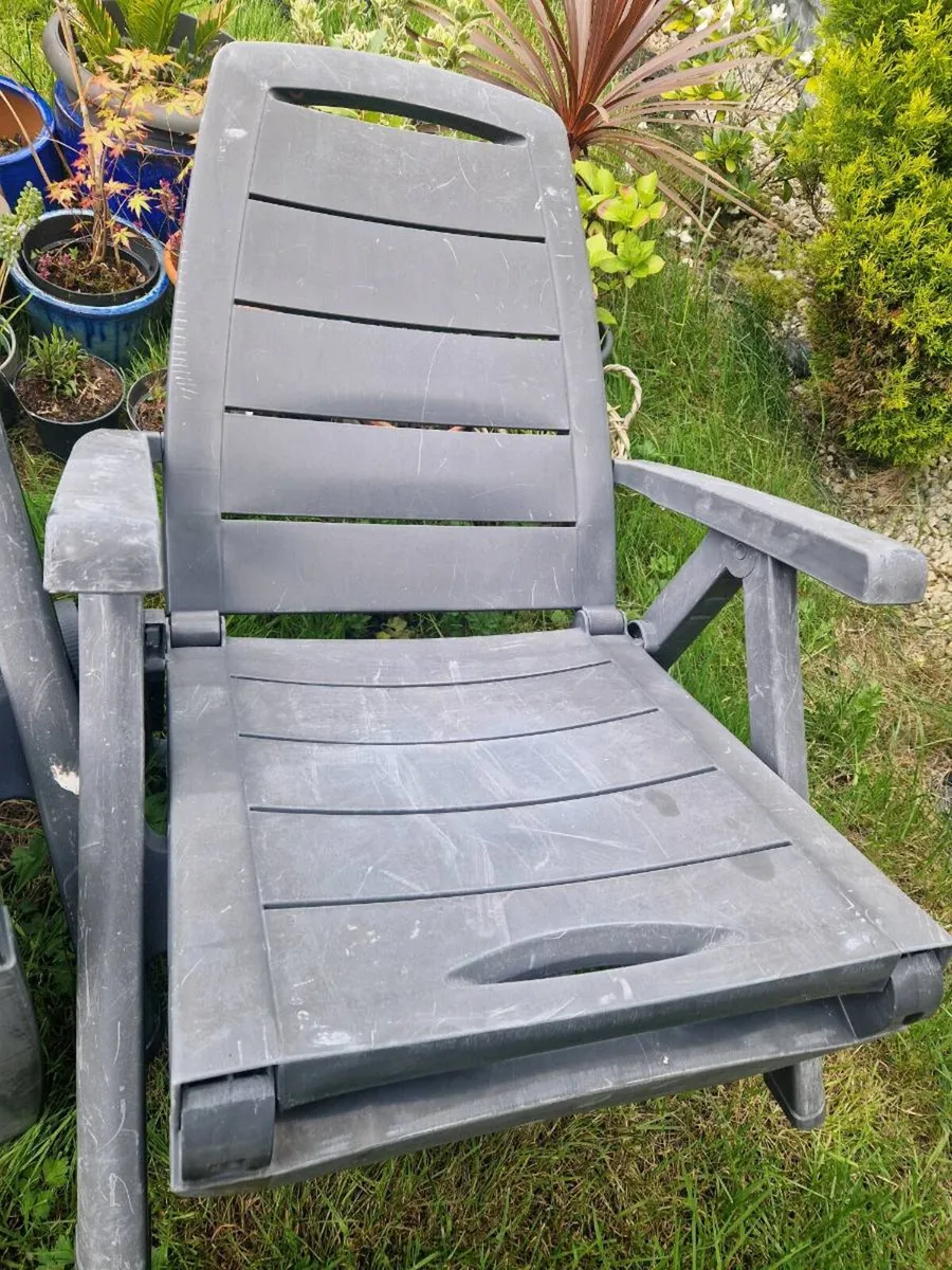 The garden lounge chairs with coushion - Image 2