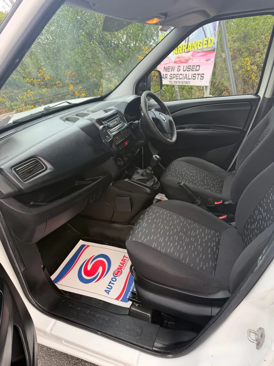 Vauxhall Combo 2014 - Image 4