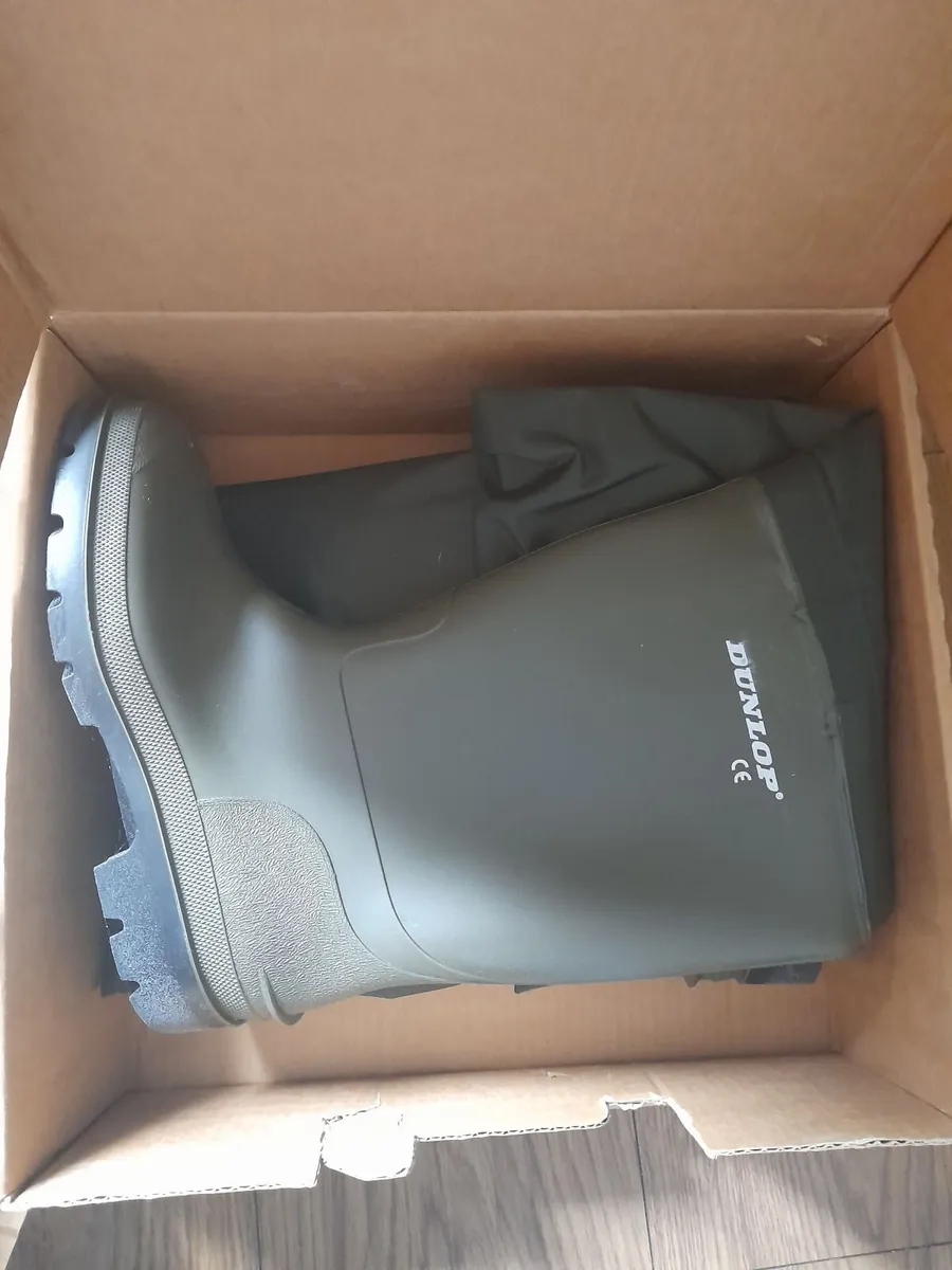 Chest waders size 43 and 44