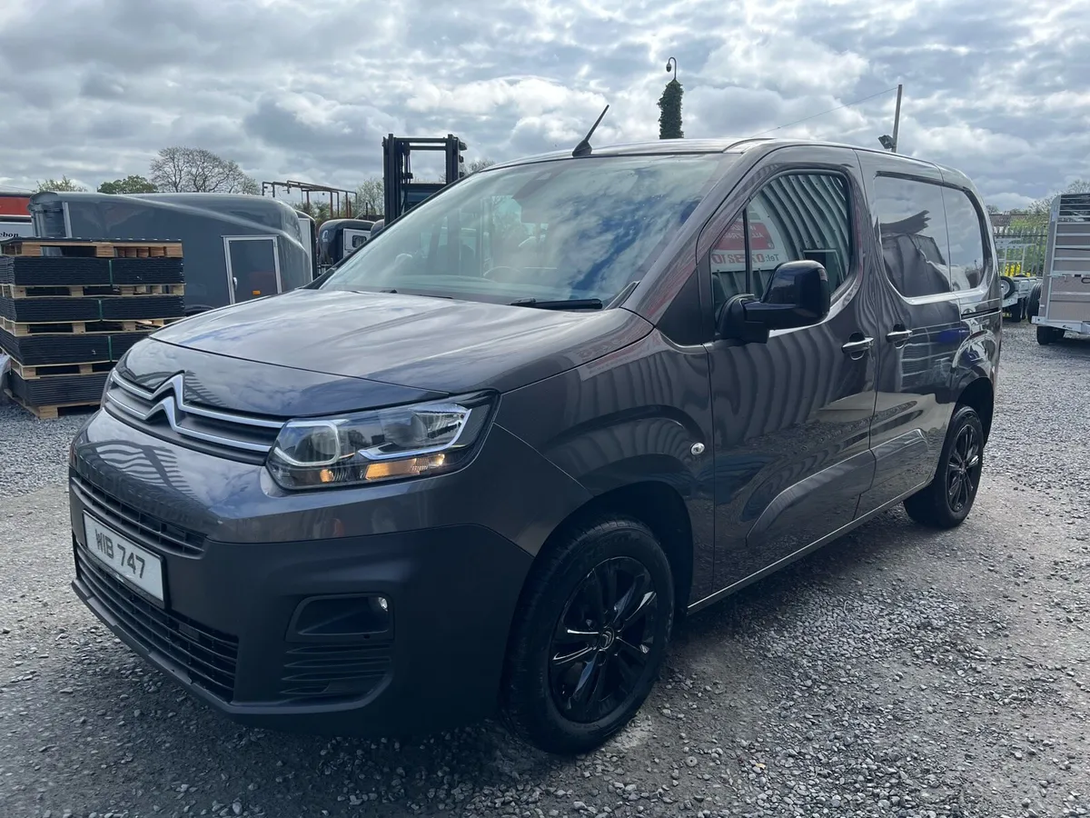 2021 Citroen Berlingo Auto Driver 130BHP - Image 2