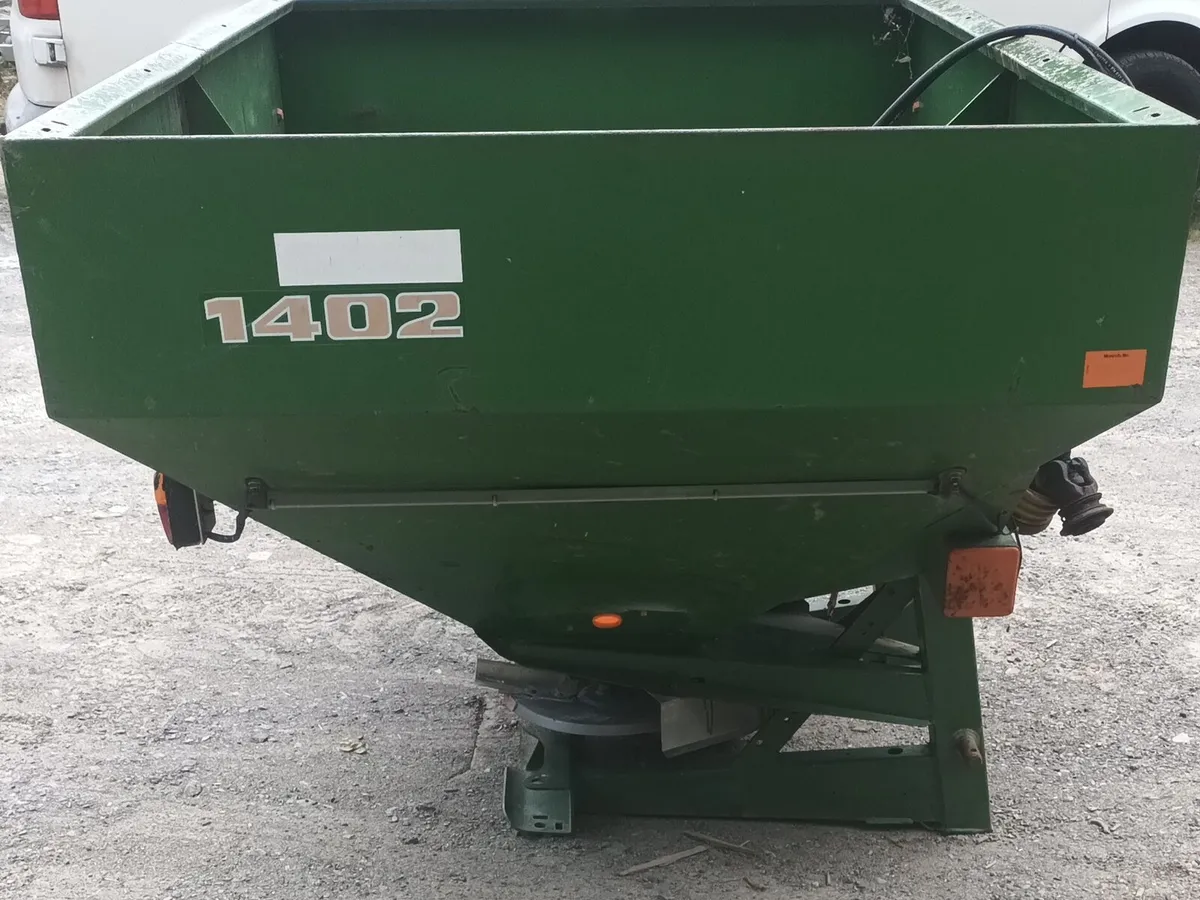 Amazone   1402 - Image 2