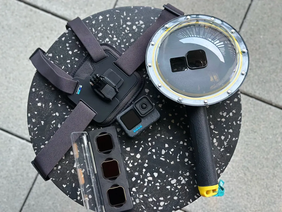 GoPro Hero 12 Action Camera Lots of Extras - Image 2