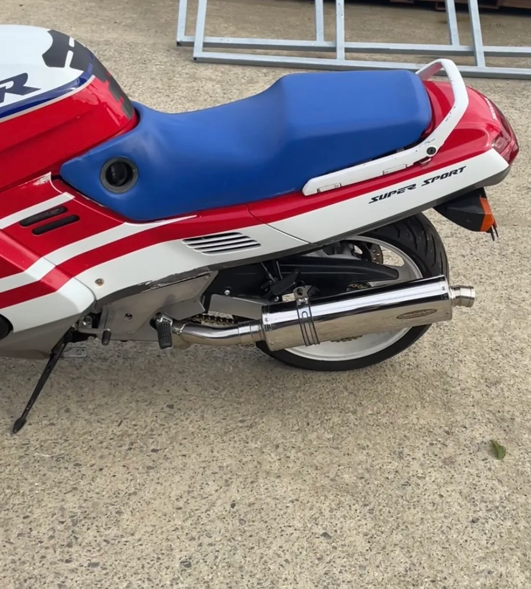 Honda cbr 1000f - Image 3