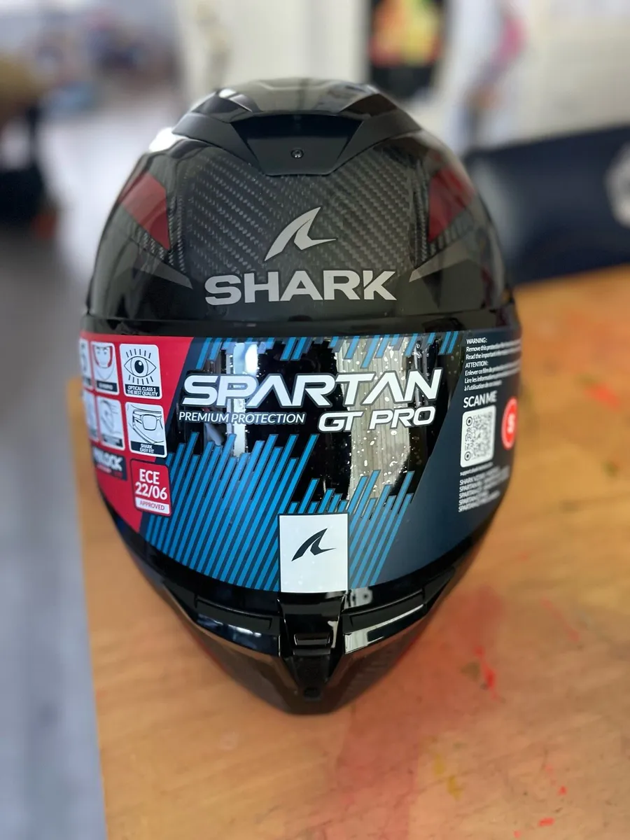 SHARK SPARTAN GT PRO - Image 1