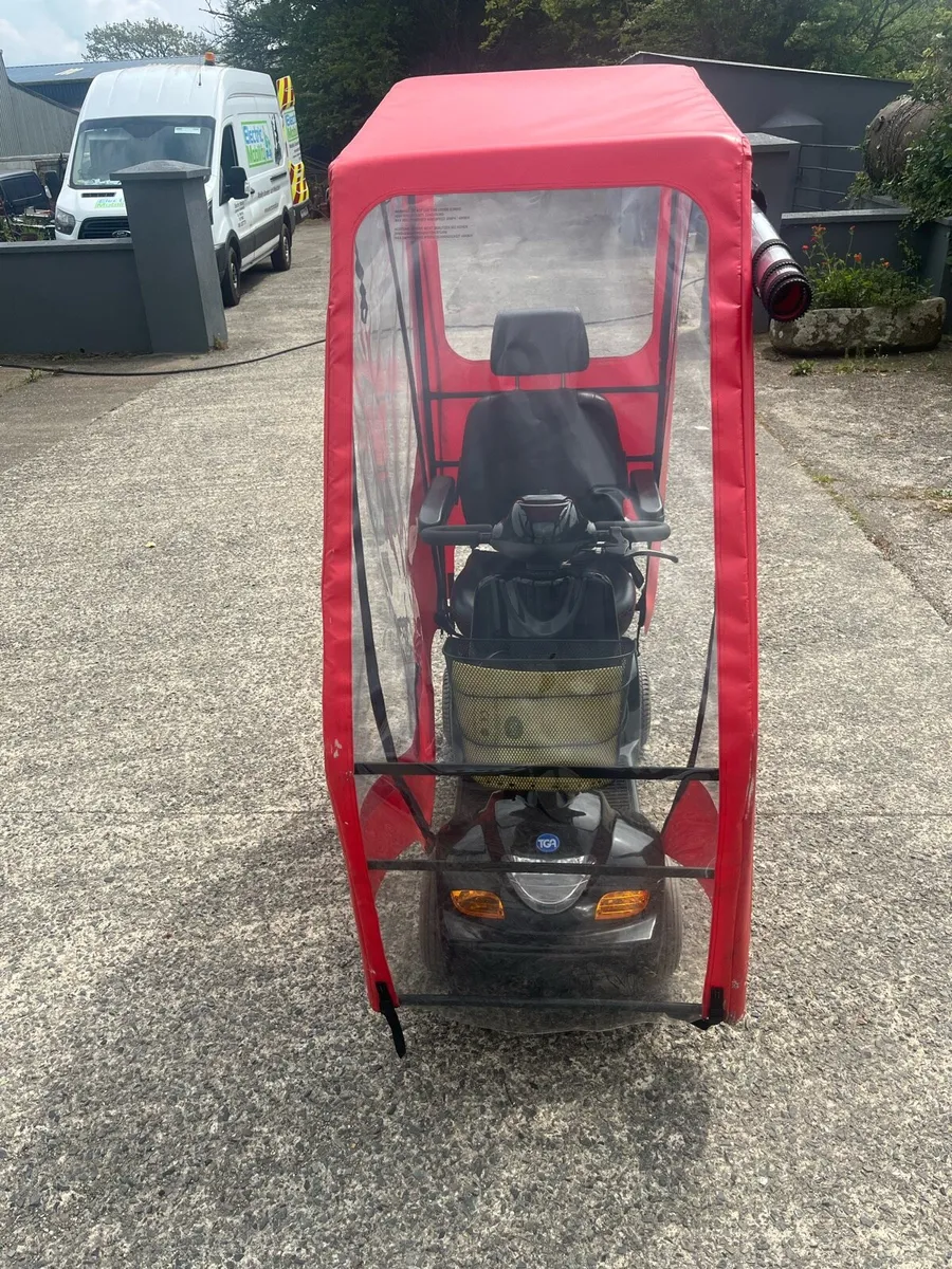 Mobility scooter with canopy - Image 3
