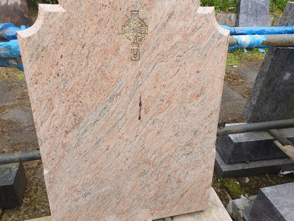 Unreserved Auction Of Irish Crafted Headstones - Image 3