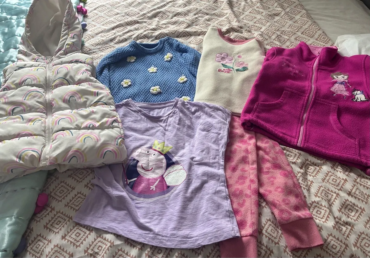 Girl clothes bundle 3-4 years - Image 1