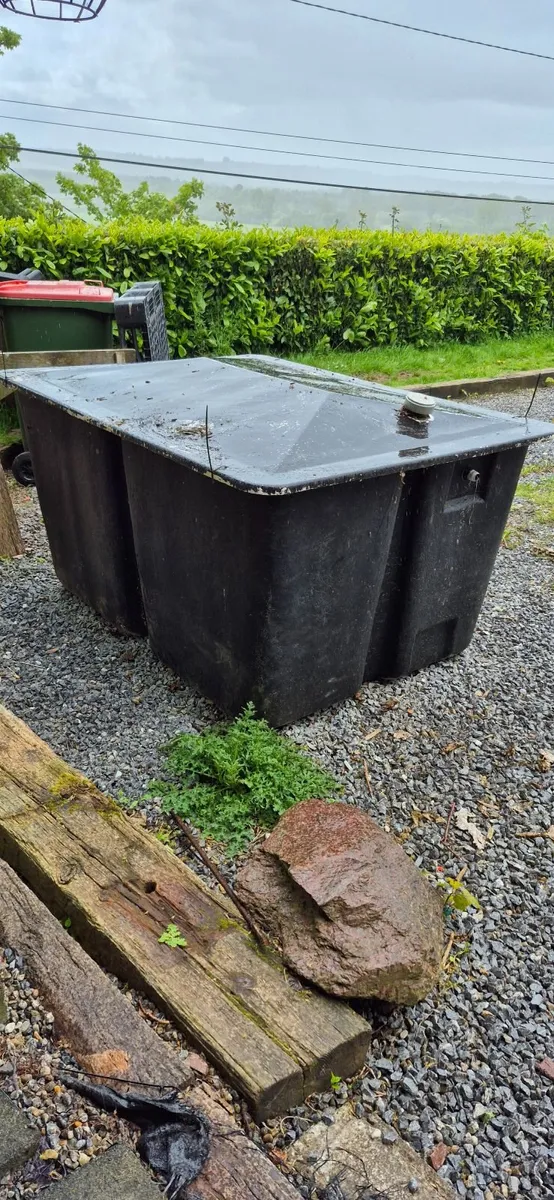 Carbon fibre Water tank - Image 1