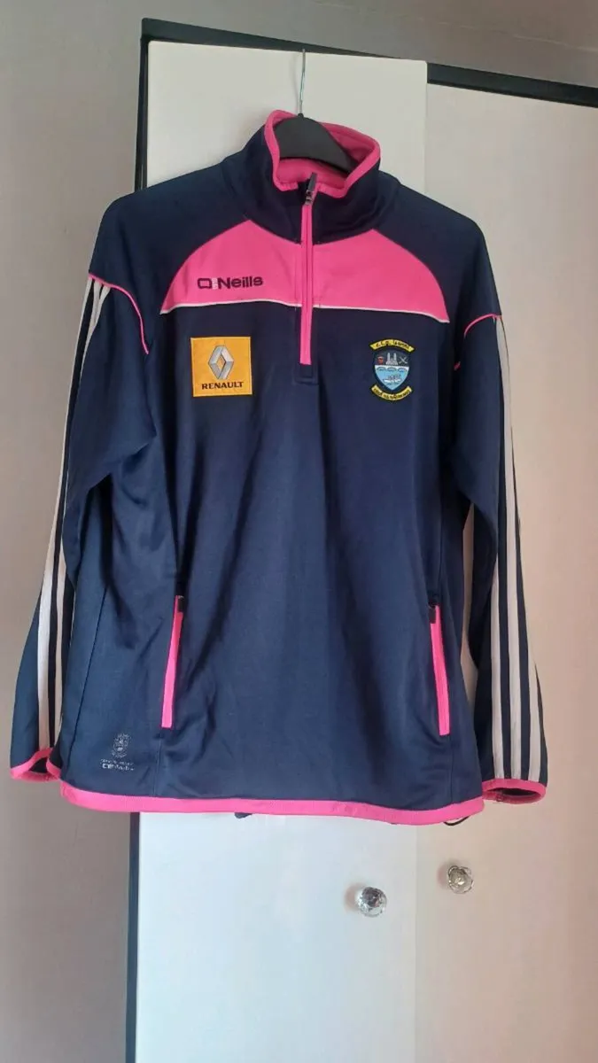 Westmeath half zip size 12 - Image 1