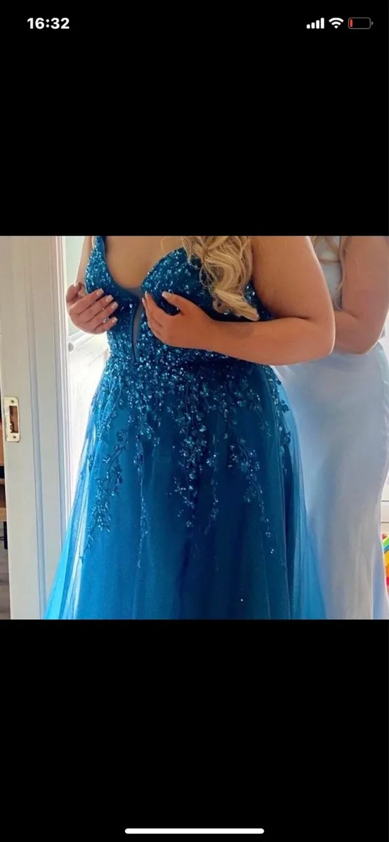 Debs/grad  dress - Image 4