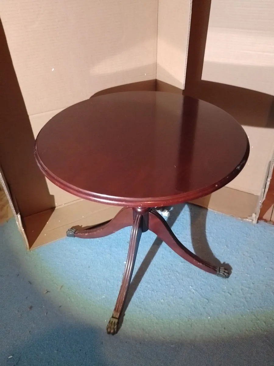 Tables - Image 4