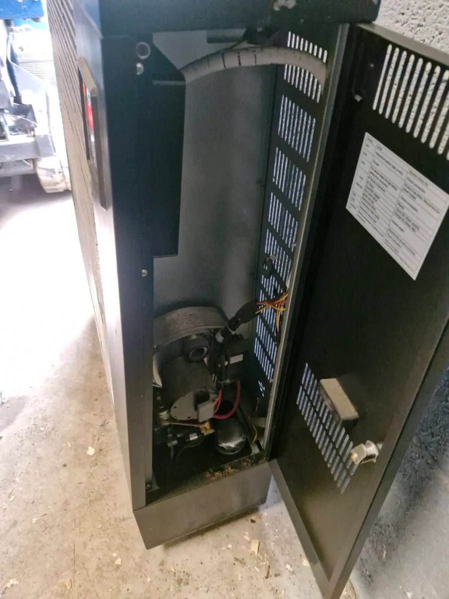 Heater - Image 3
