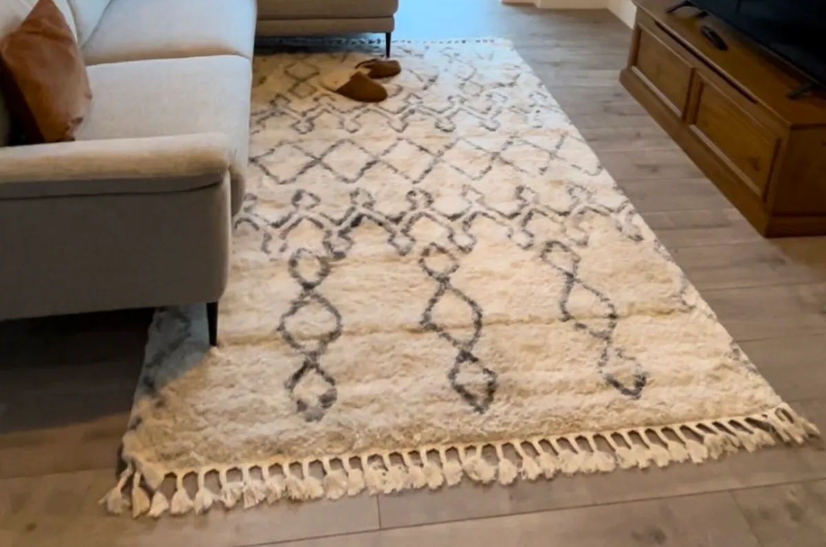 Rug - Image 3