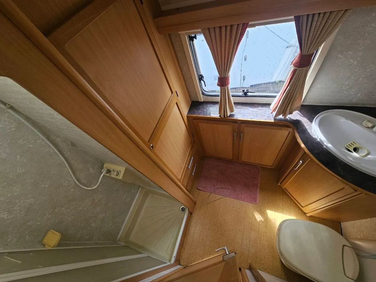 Caravan - Image 4