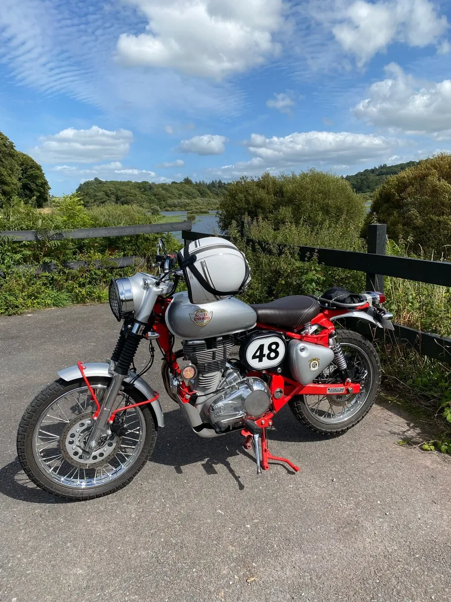 Royal Enfield Classic 500 Trails - Image 1