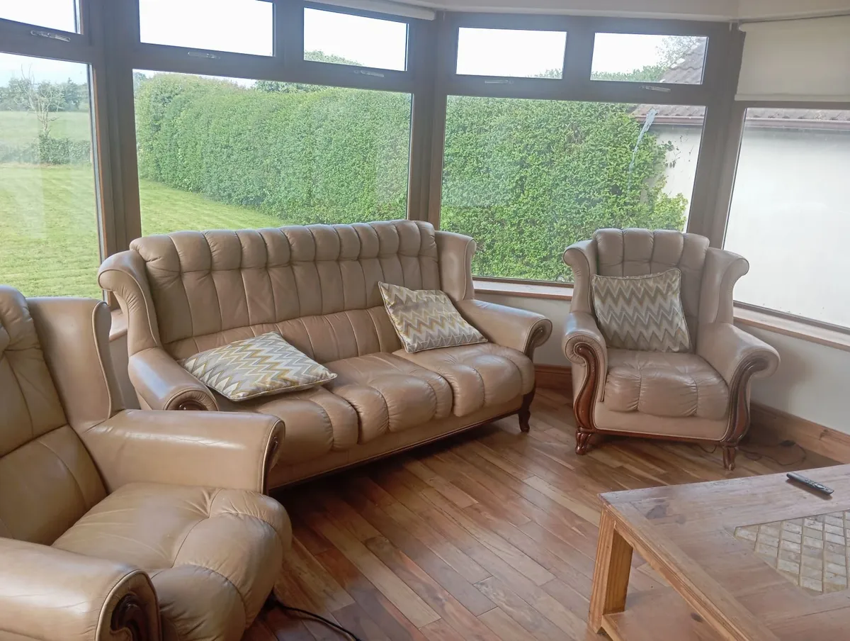 3 set couch & coffee table - Image 3