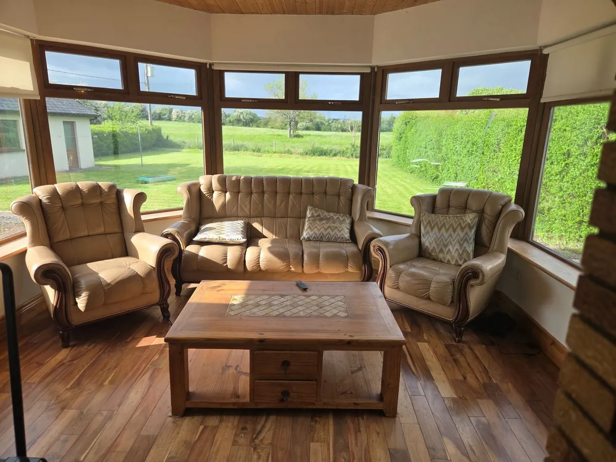 3 set couch & coffee table - Image 4